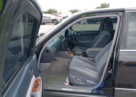 1997 Toyota Celsior from USA, damaged, VIN UCF200115187